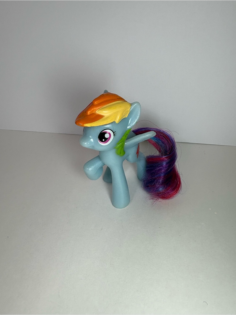 Hasbro My Little Pony Rainbow Dash McDonald’s Happy Meal Toy Brushable Tail